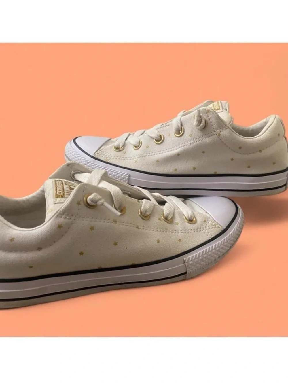 Girls Chuck Taylor star print